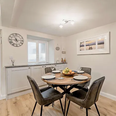 2 Bed In Cartmel 91513 בית נופש Cark