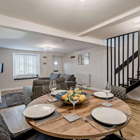 2 Bed In Cartmel 91513 בית נופש